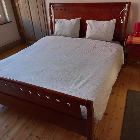 איפר Guesthouse Oude Houtmarkt מראה חיצוני תמונה