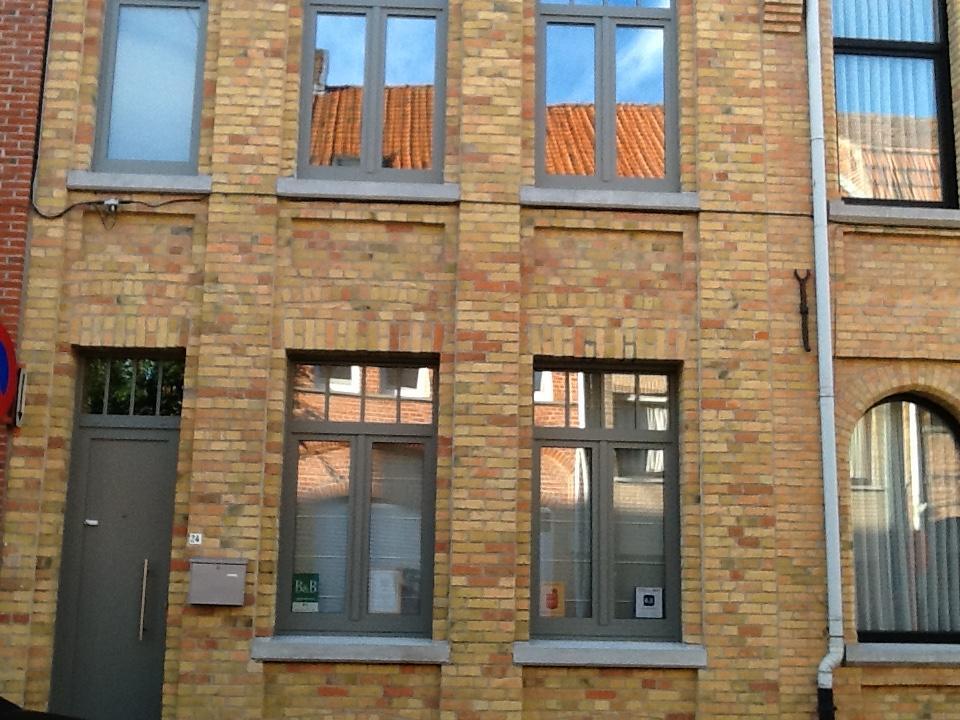 איפר Guesthouse Oude Houtmarkt מראה חיצוני תמונה